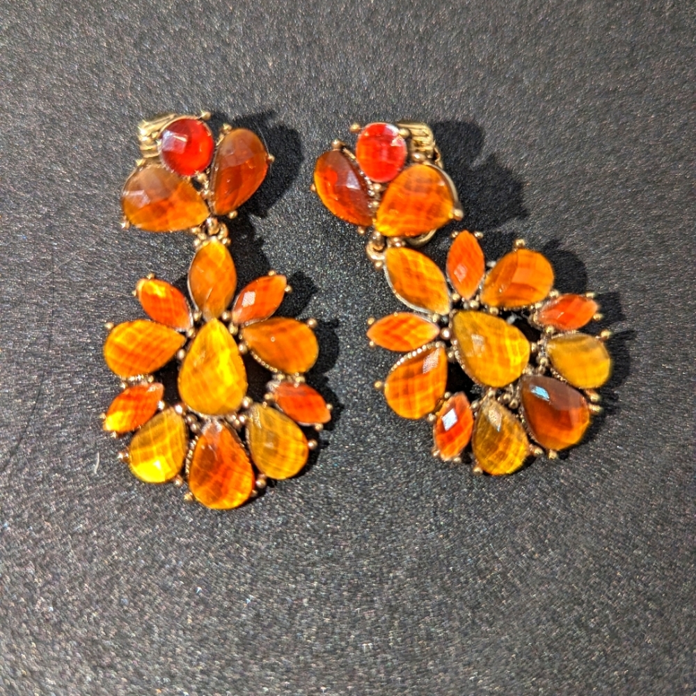 Vintage Liz Claiborne Signed Clip on Flower Amber& Gold